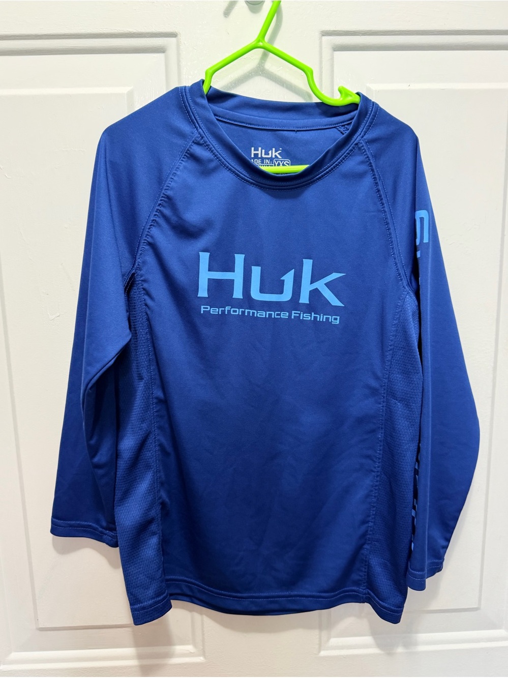 Huk Navy Short Sleeve Performance Shirt with Light Blue Logo